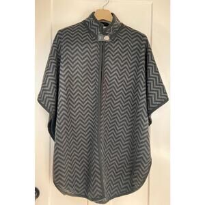 Chicos Poncho Cape Women's S/M Gray Chevron Sleeveless Acrylic Hook & Eye